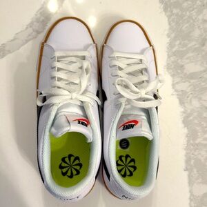 Nike Women’s Court Legacy Shoe
